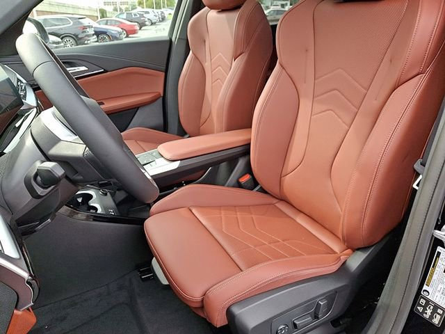 Certified 2026 BMW X1 xDrive28i w/ Technology Package AWD/4WD image 8