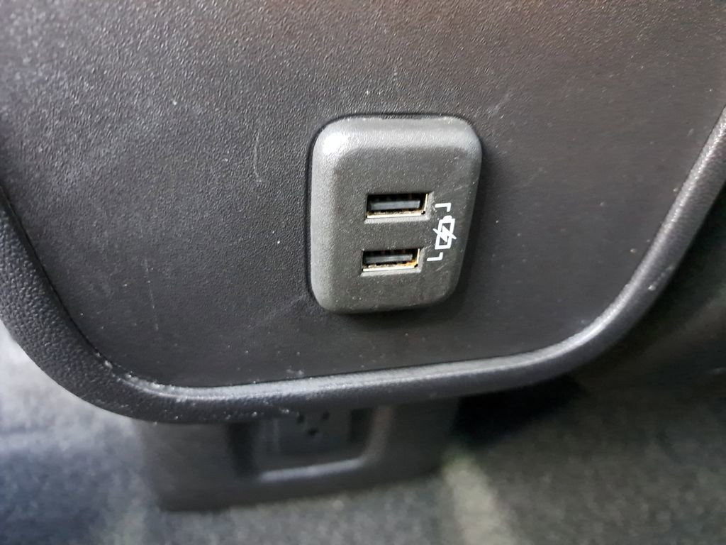 Used 2024 GMC Terrain SLT image 10