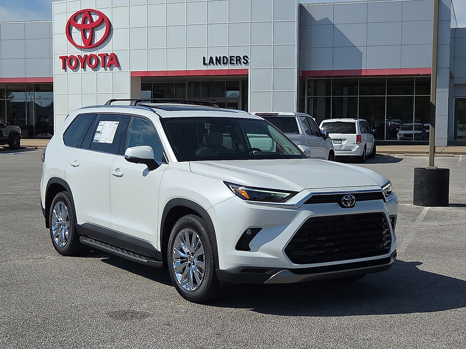New 2026 Toyota Grand Highlander Platinum image 1
