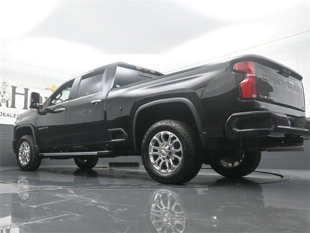 Certified 2025 Chevrolet Silverado 2500 LTZ w/ Z71 Chrome Sport Edition image 5