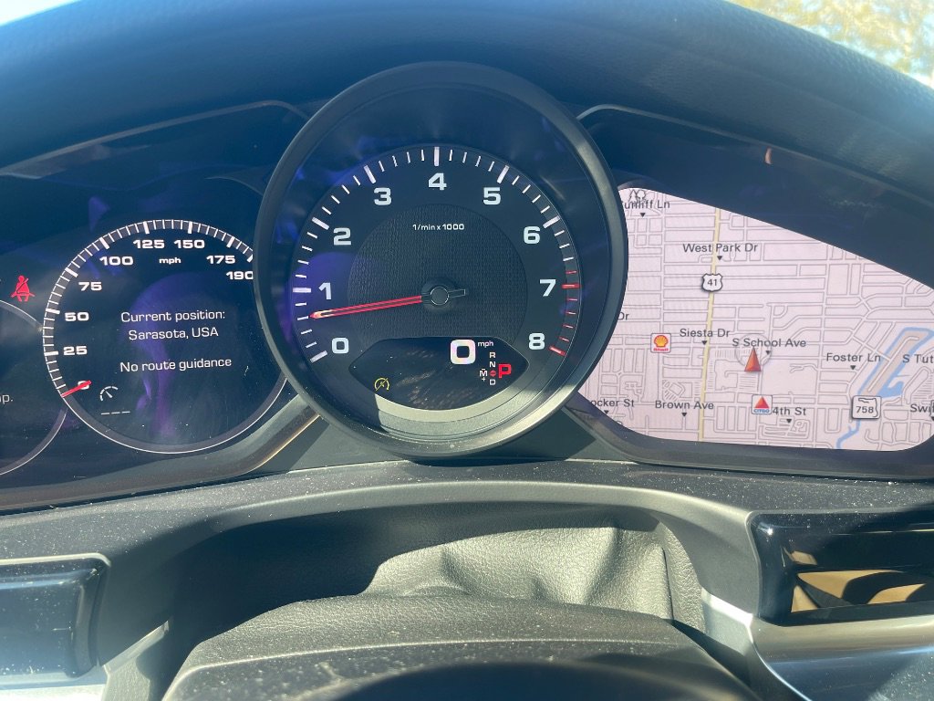 Used 2018 Porsche Panamera image 14