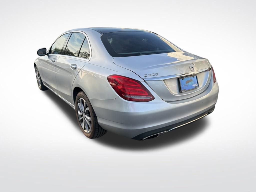 Used 2015 Mercedes-Benz C 300 4MATIC Sedan image 6