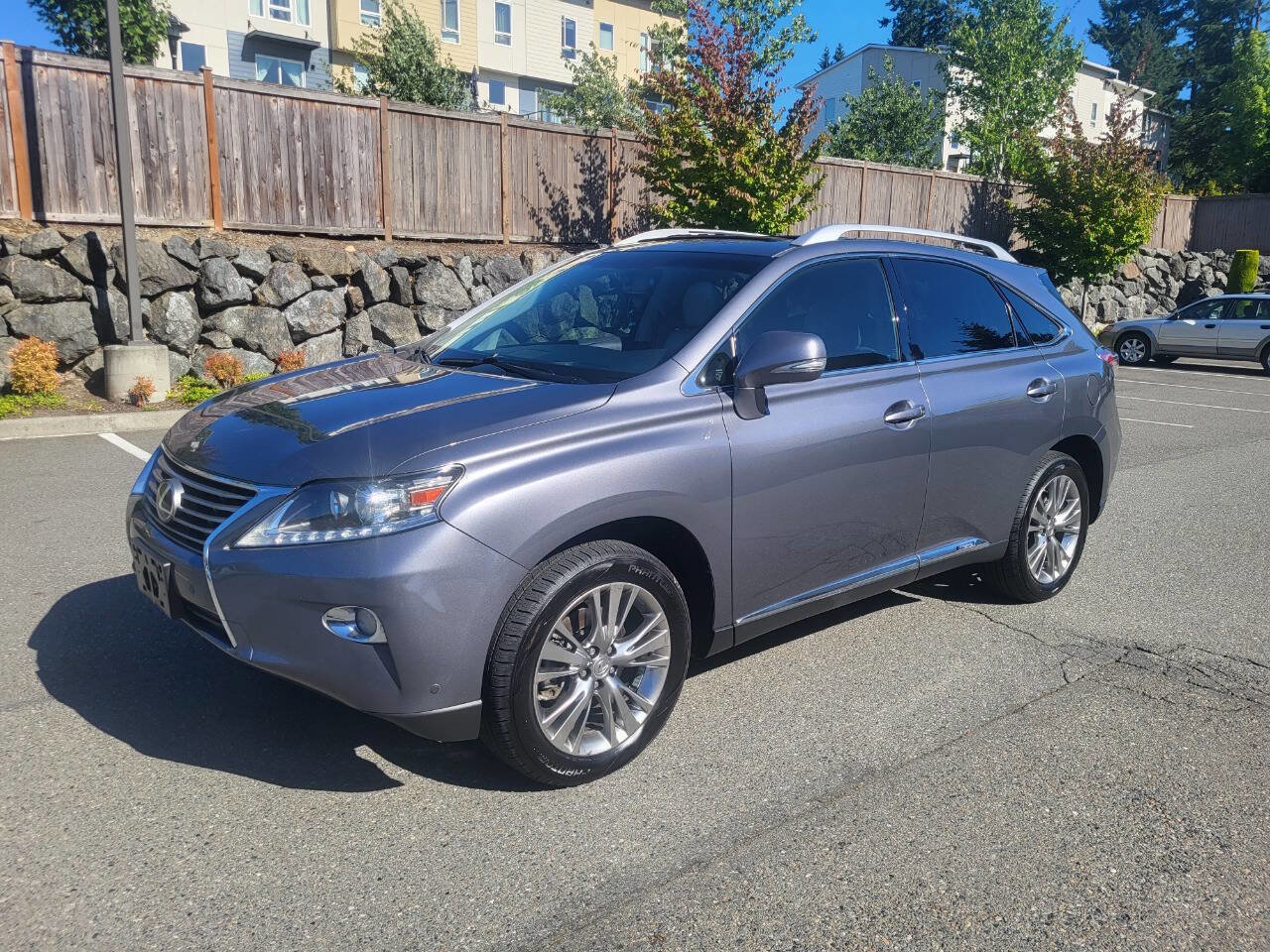 Used 2014 Lexus RX 450h Base AWD 4dr SUV image 2