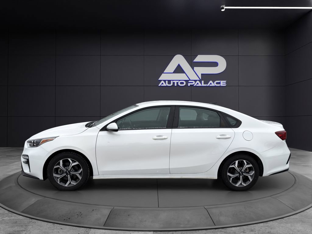 Used 2021 Kia Forte LXS image 7