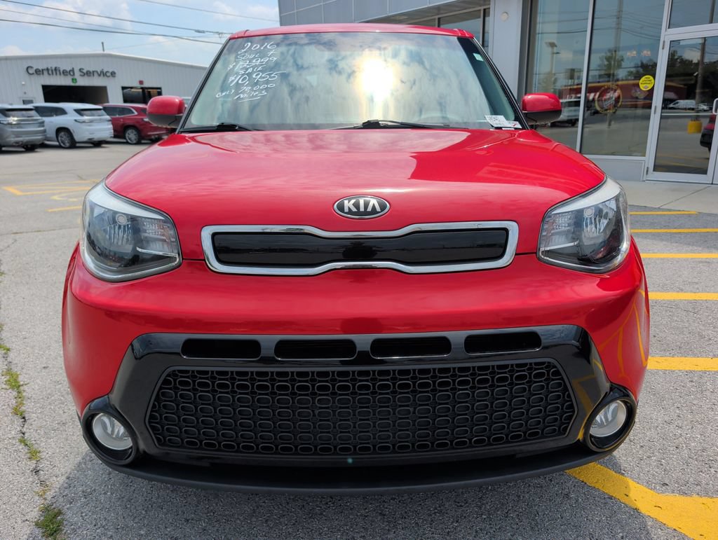 Used 2016 Kia Soul + FWD image 2