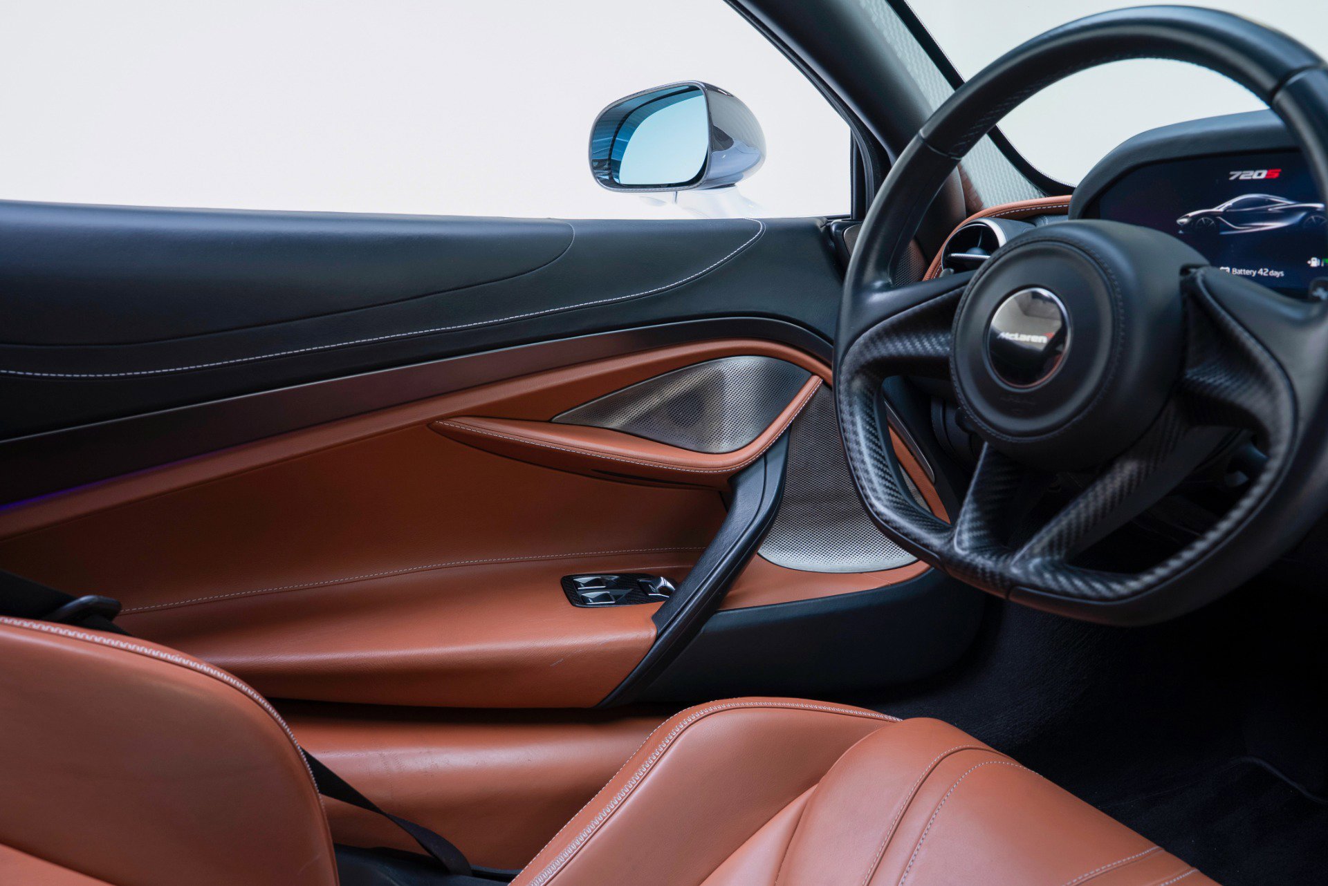 Used 2018 McLaren 720S Performance RWD image 51