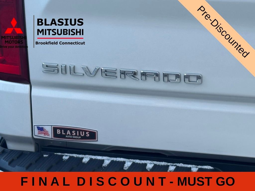 Used 2023 Chevrolet Silverado 1500 High Country w/ High Country Premium Package AWD/4WD image 14