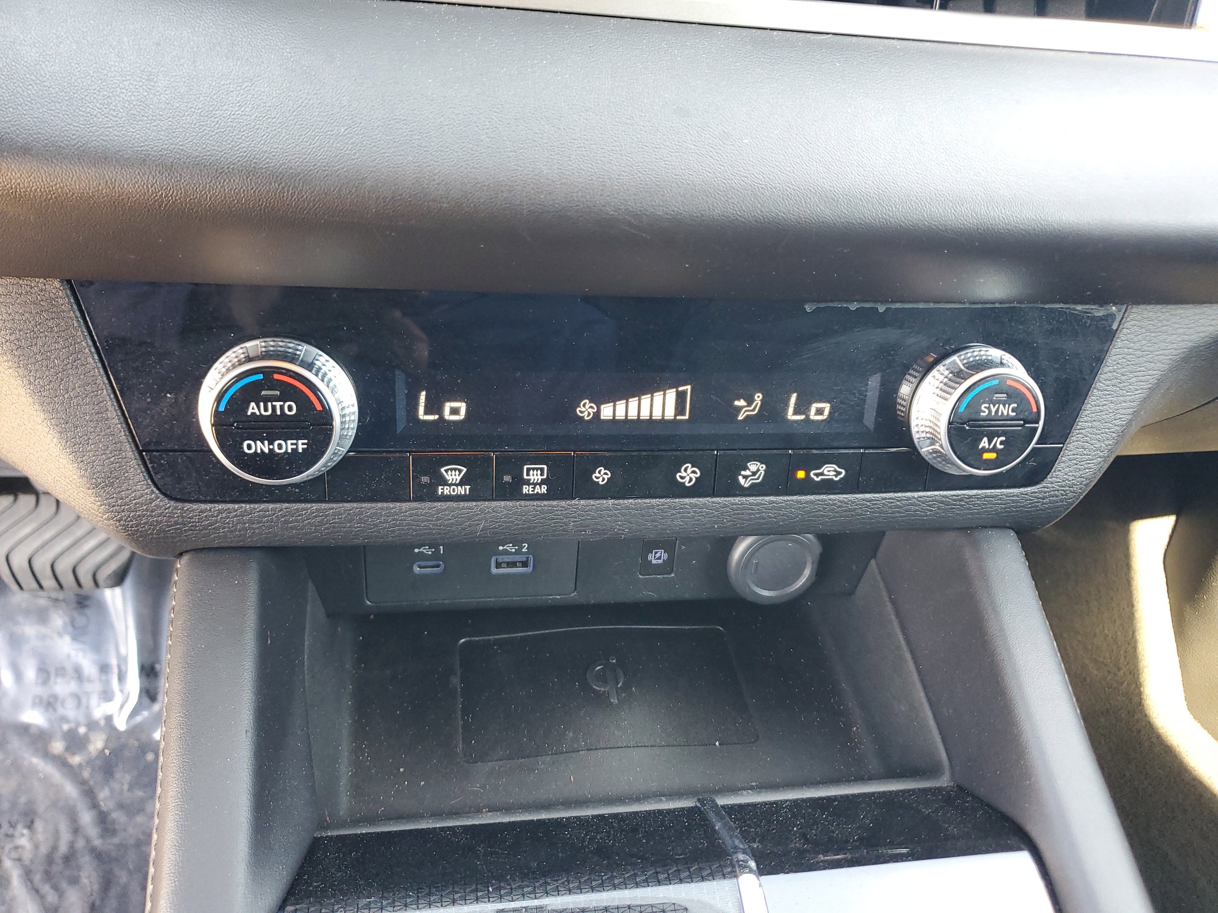 Used 2022 Mitsubishi Outlander SEL Black Edition image 25