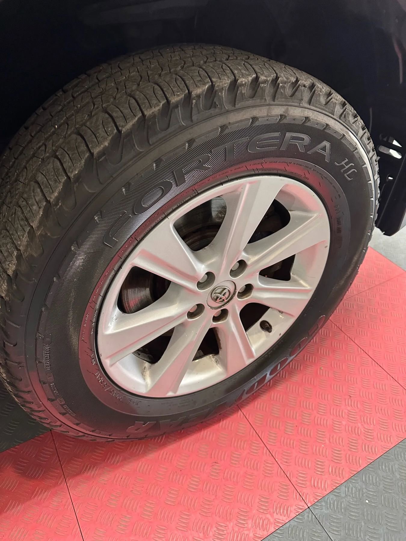 Used 2013 Toyota Highlander SE image 35