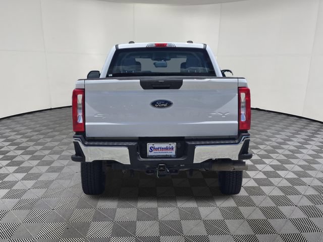 Used 2024 Ford F250 XL AWD/4WD image 7