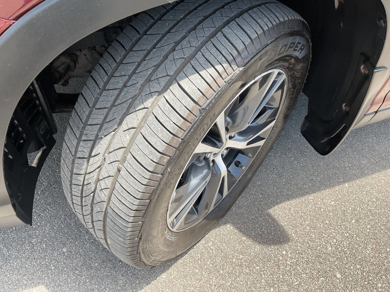 Used 2019 Toyota Highlander Plus AWD/4WD image 45