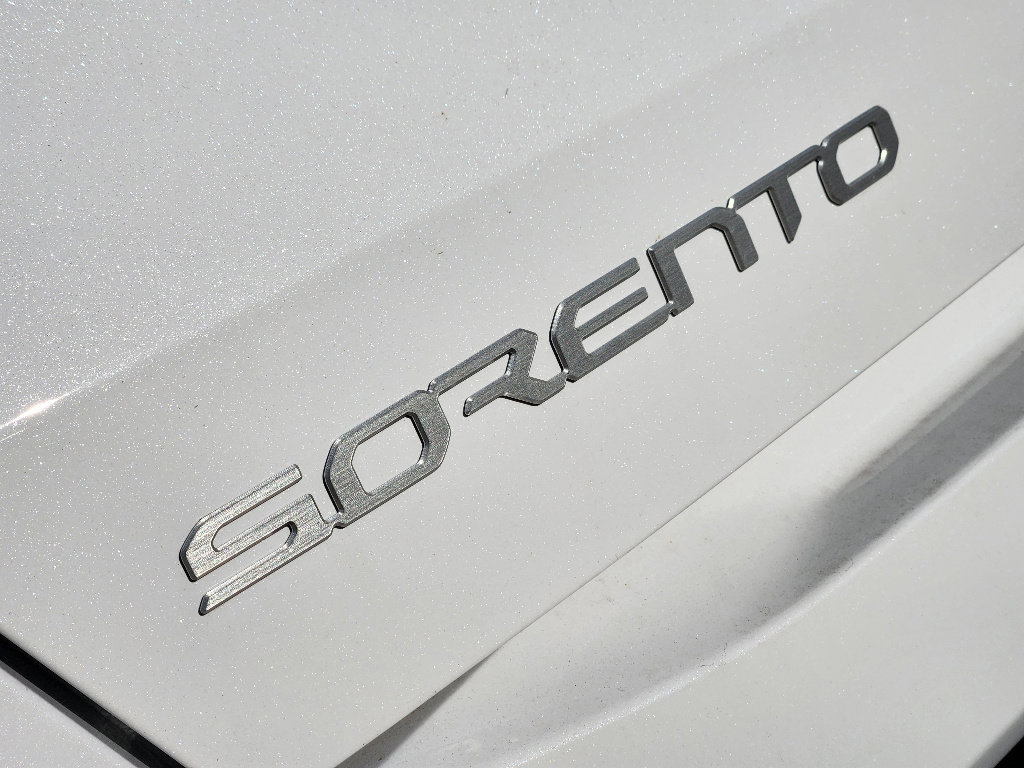 New 2026 Kia Sorento S image 8