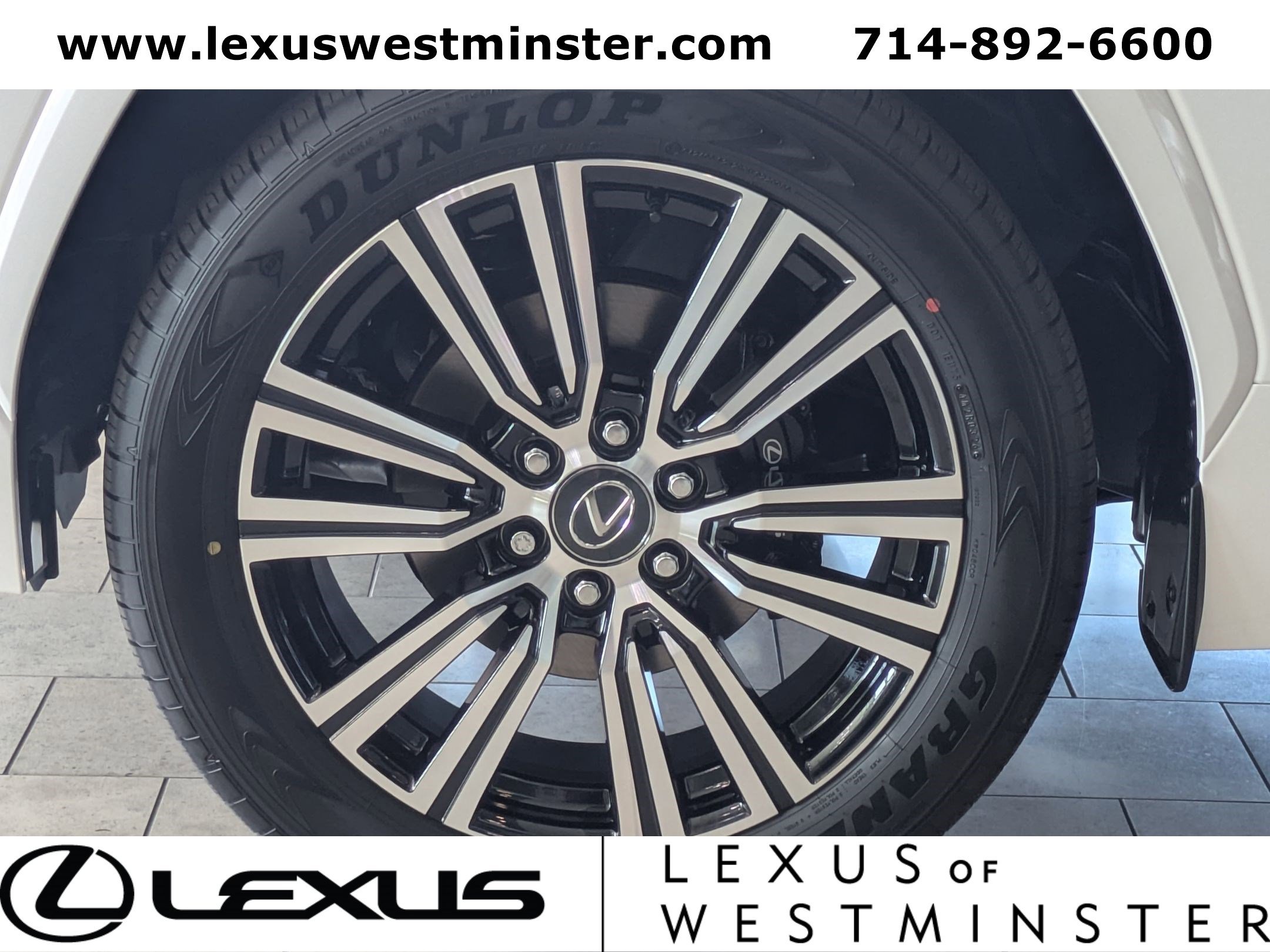 New 2026 Lexus LX 600 4WD w/ Luxury Package image 2