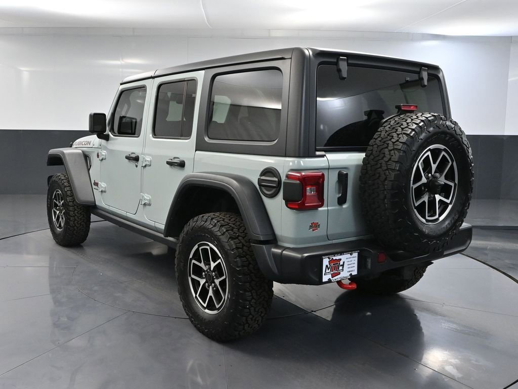 Used 2024 Jeep Wrangler Unlimited Rubicon w/ Convenience Group image 9