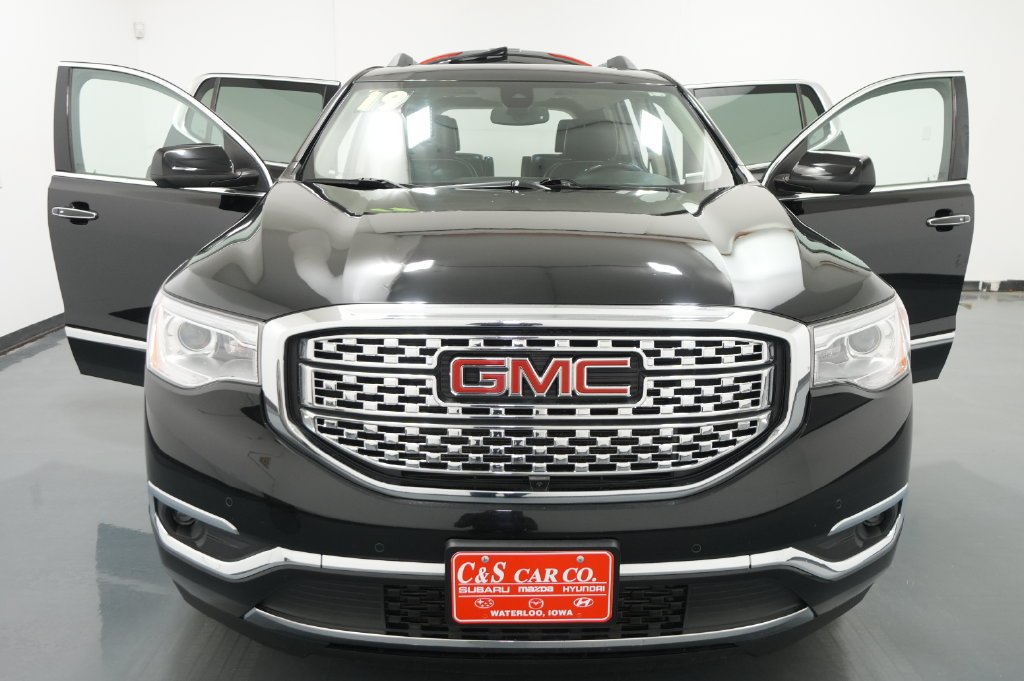 Used 2019 GMC Acadia Denali w/ Technology Package AWD/4WD image 36