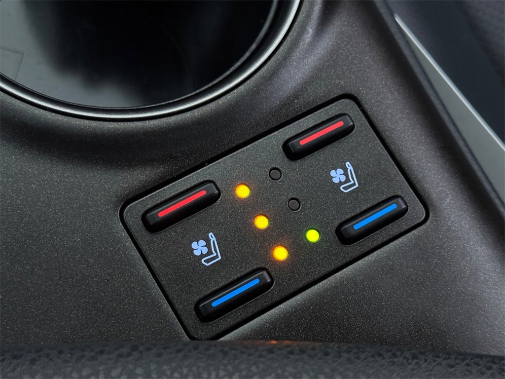 Certified 2021 Toyota Camry XSE w/ Navigation Package image 34