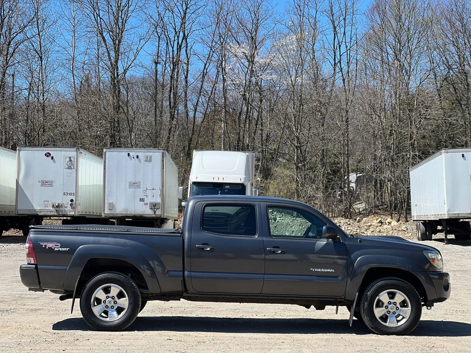 Used 2011 Toyota Tacoma 4x4 Double Cab w/ TRD Sport Pkg image 7