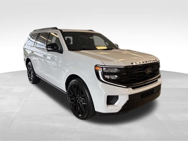 New 2026 Ford Expedition Platinum w/ Stealth Performance Package AWD/4WD image 8