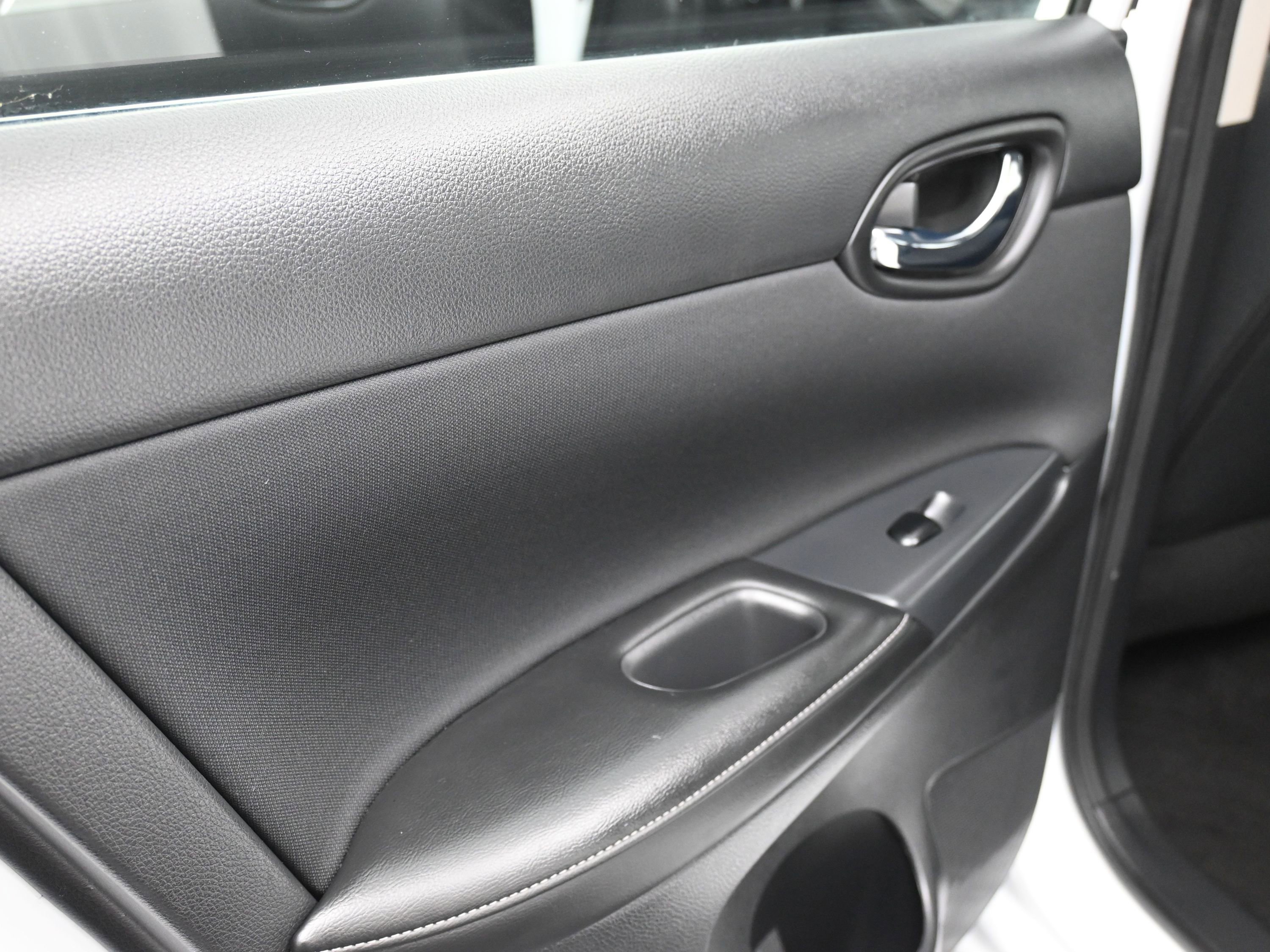 Used 2017 Nissan Sentra S image 20