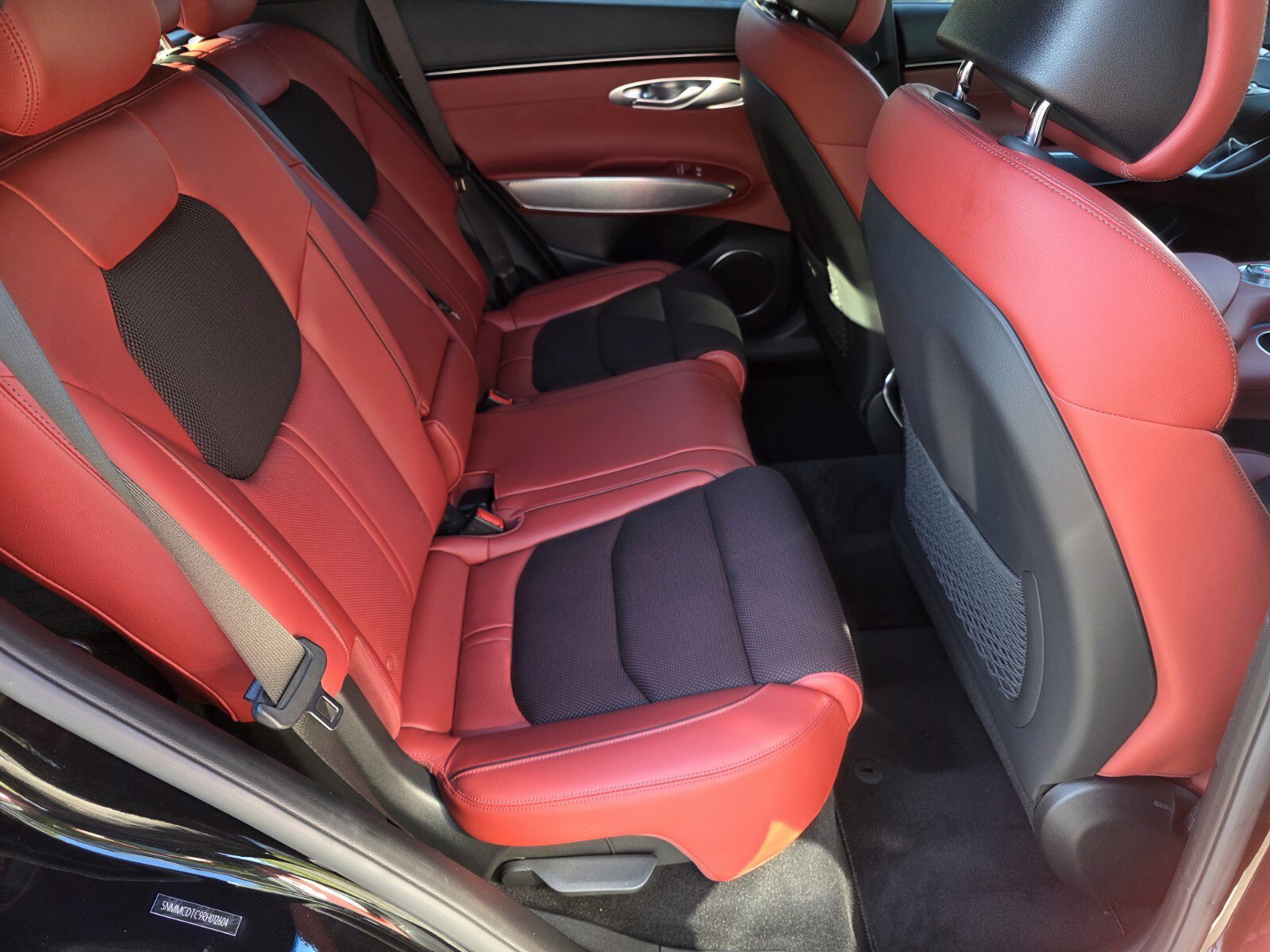 Used 2024 Genesis GV70 3.5T Sport image 5