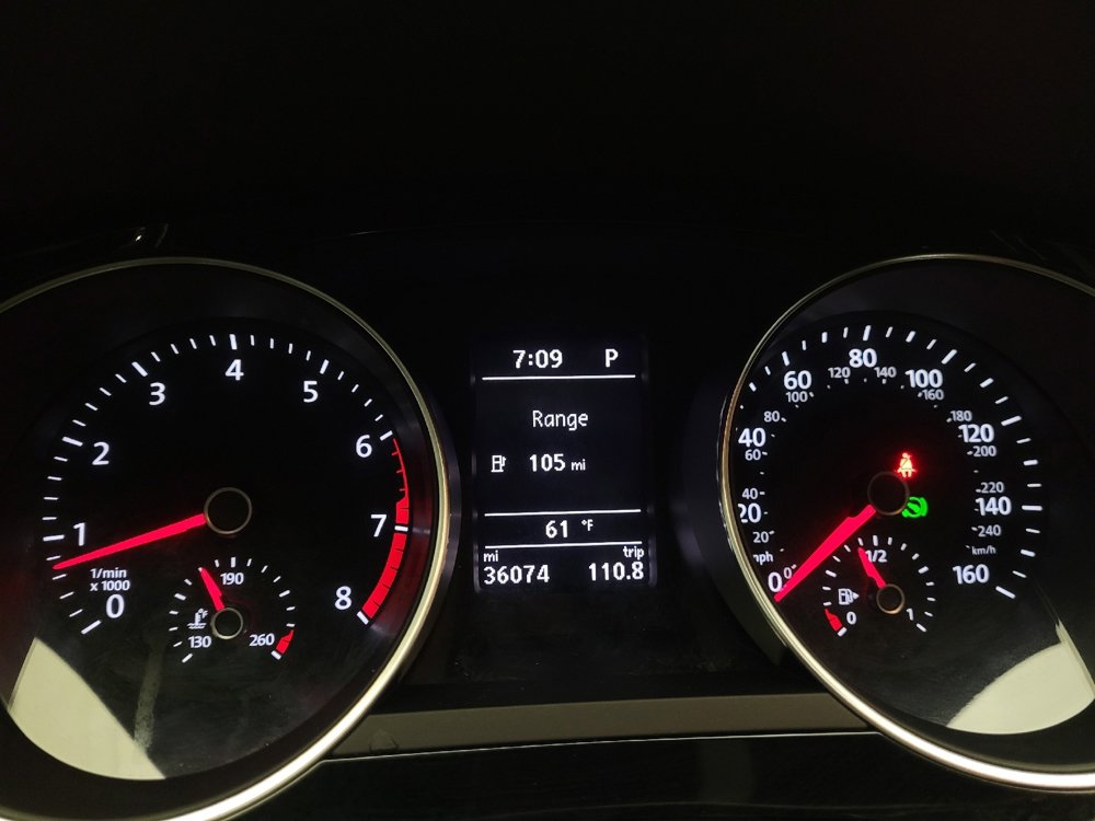 Used 2017 Volkswagen Jetta SEL FWD image 23