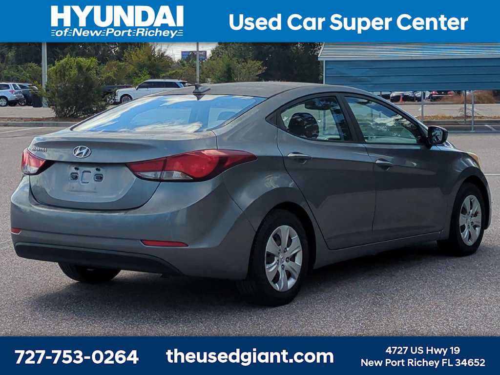Used 2016 Hyundai Elantra SE FWD image 5