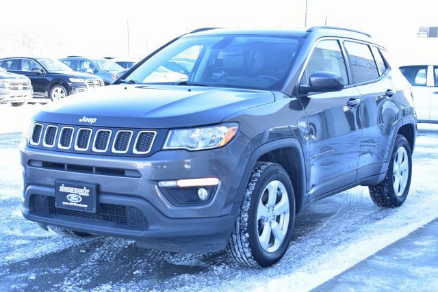 Used 2019 Jeep Compass Latitude w/ Popular Equipment Group image 12