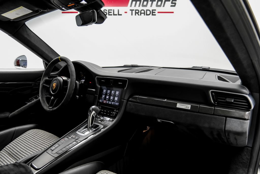 Used 2018 Porsche 911 GT2 RS RWD image 15
