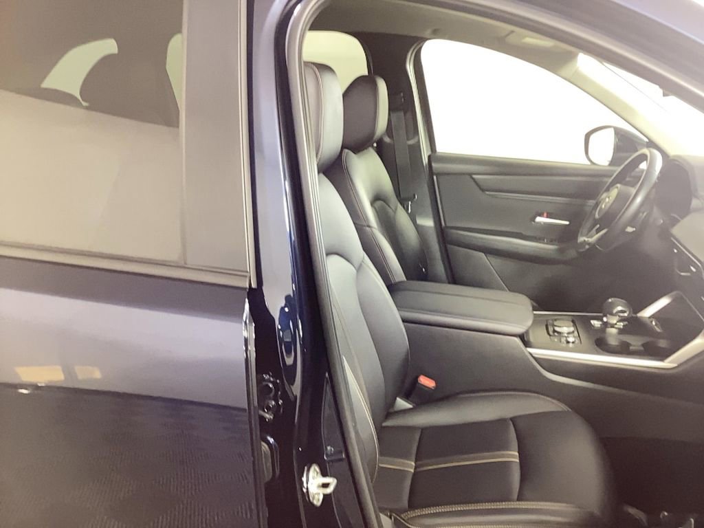 Used 2024 MAZDA CX-90 3.3 Turbo w/ Select Package image 8