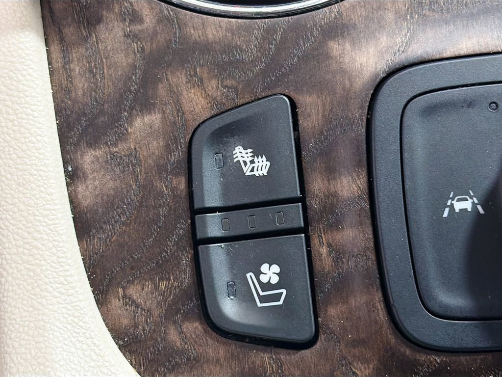 Used 2021 GMC Acadia Denali w/ Denali Ultimate Package image 20