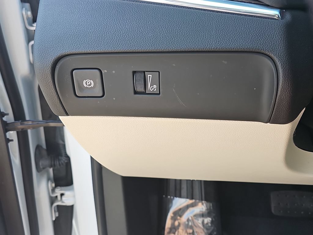 Certified 2024 Buick Enclave Essence w/ Sport Touring Edition FWD image 32