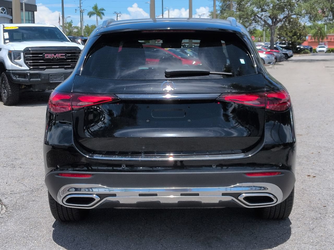 Used 2024 Mercedes-Benz GLC 300 image 6