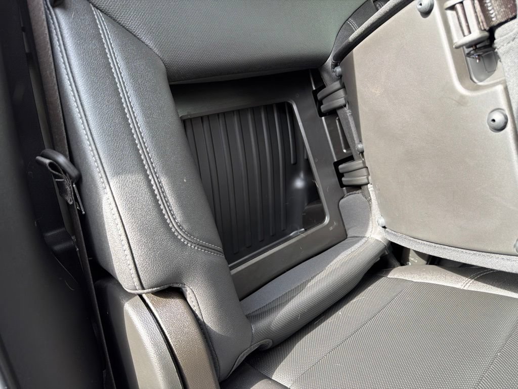 Used 2023 Chevrolet Silverado 1500 LTZ AWD/4WD image 28