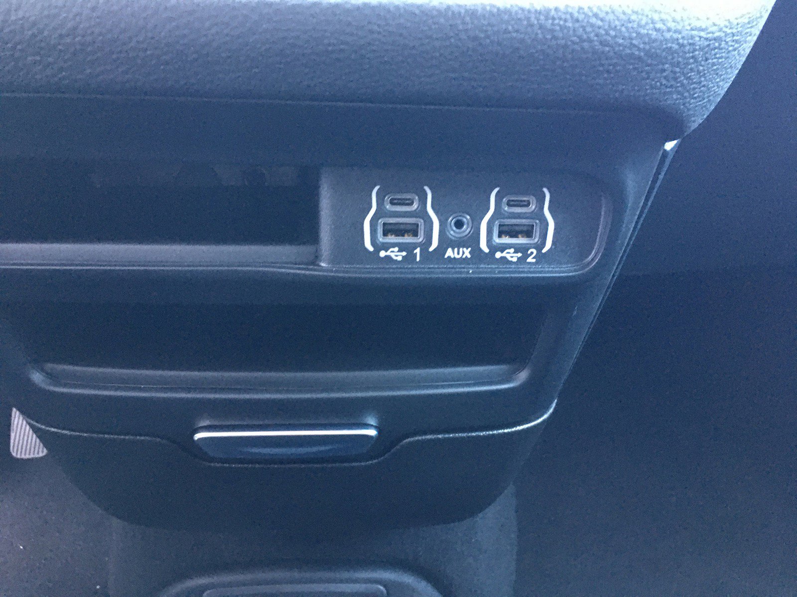 New 2025 Chrysler Pacifica Select image 21