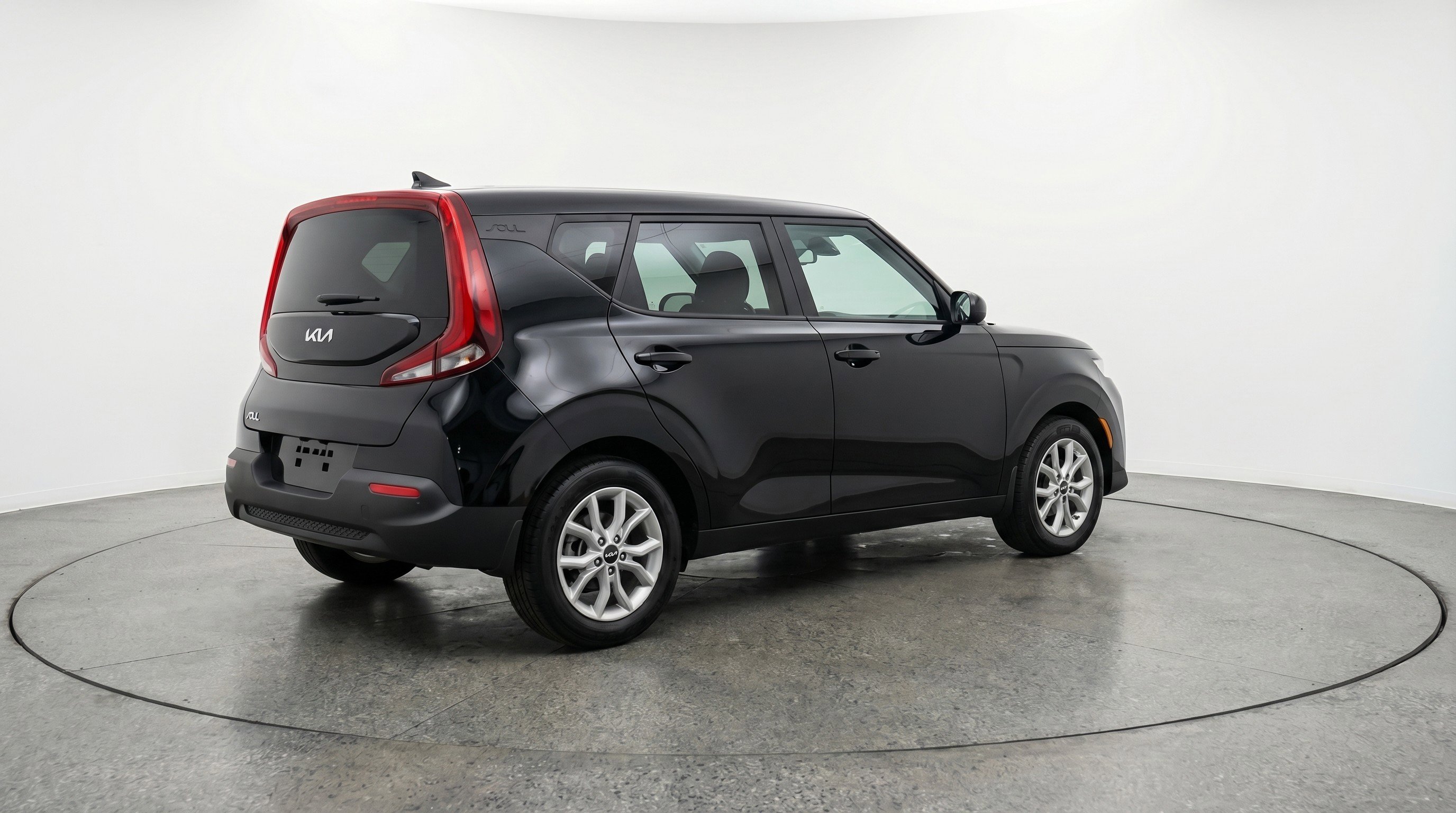 Used 2025 Kia Soul LX w/ LX Technology Package image 9