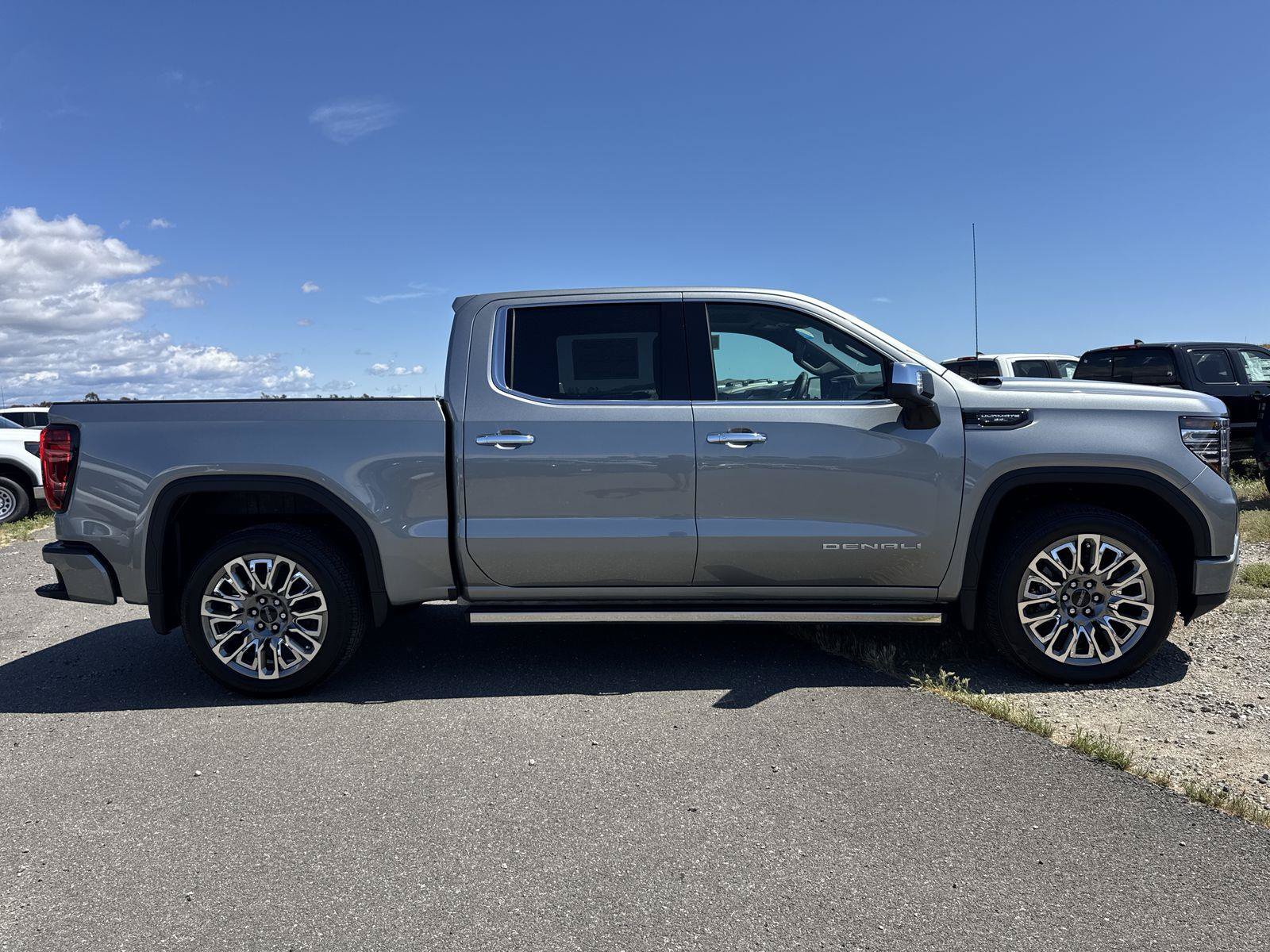 New 2026 GMC Sierra 1500 Denali Ultimate AWD/4WD image 3