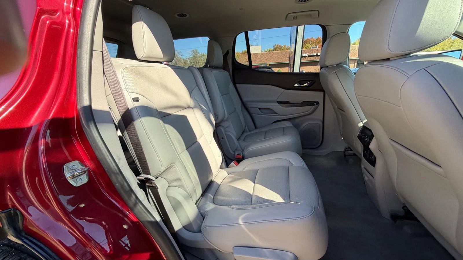 Used 2019 GMC Acadia SLT image 20