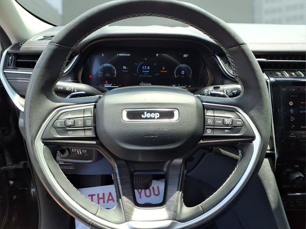 Used 2023 Jeep Grand Cherokee L Limited AWD/4WD image 12