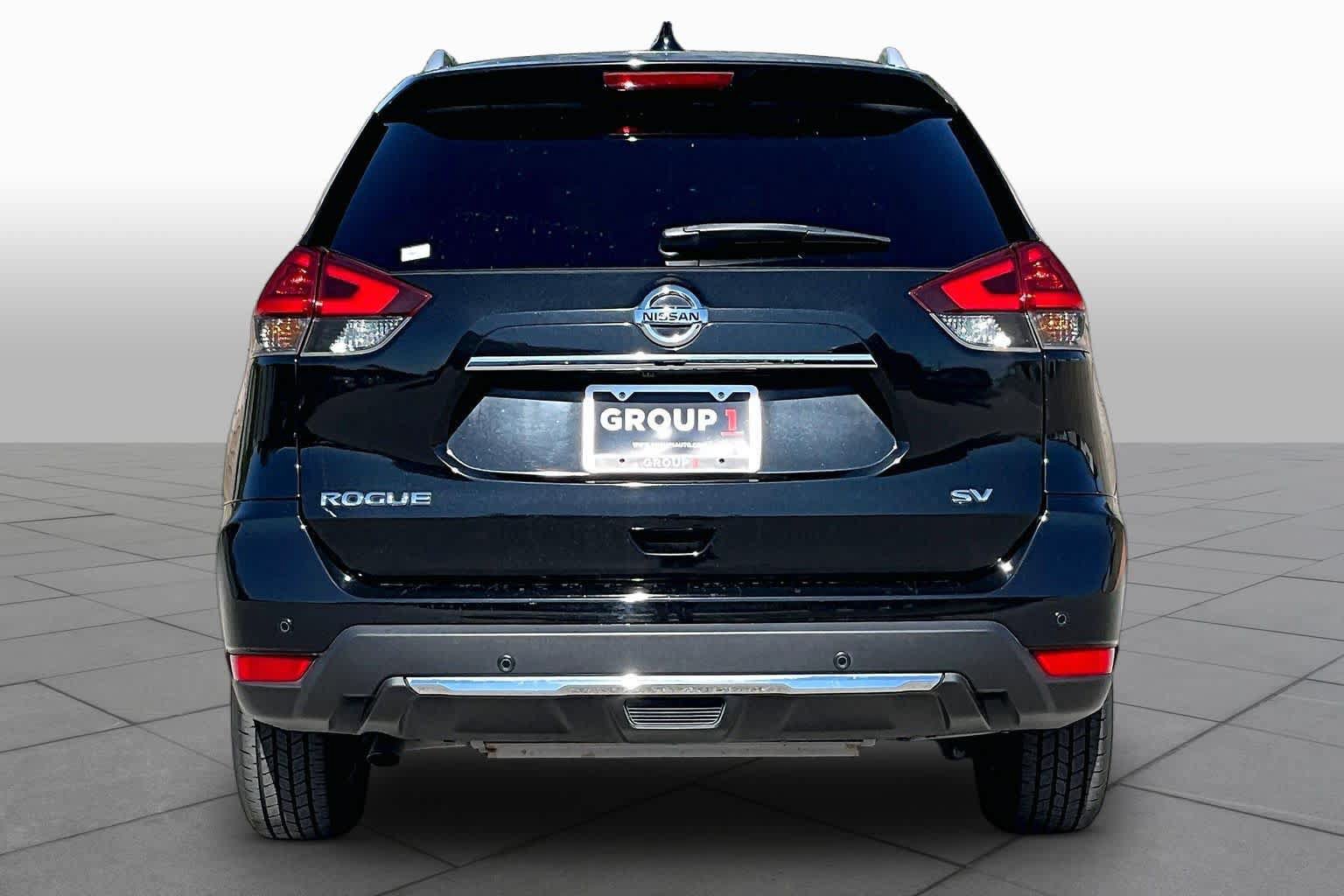 Certified 2019 Nissan Rogue SV FWD image 5