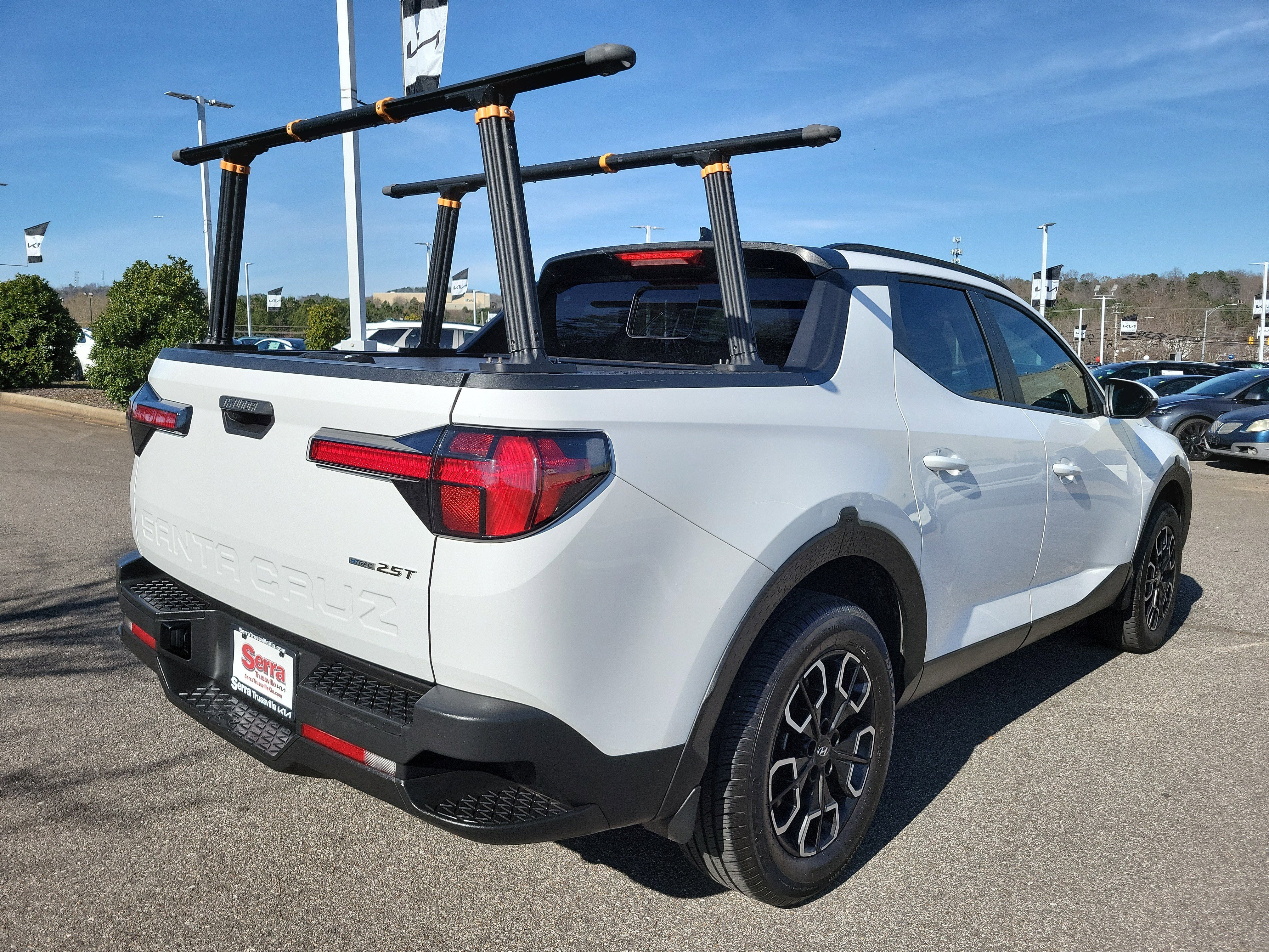 Used 2023 Hyundai Santa Cruz SEL Premium w/ Cargo Package image 25