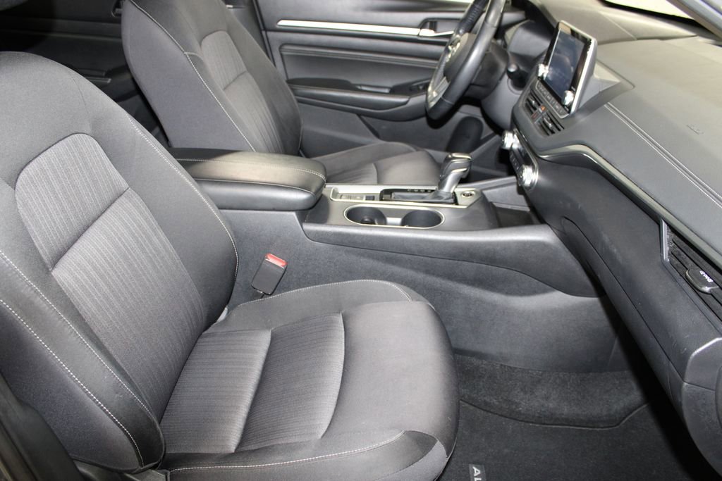 Used 2019 Nissan Altima 2.5 SV image 24