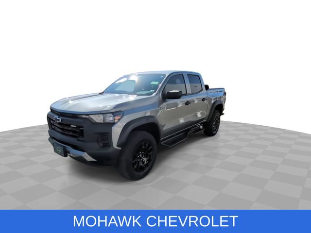 Used 2023 Chevrolet Colorado Trail Boss w/ Advanced Trailering Package AWD/4WD image 4