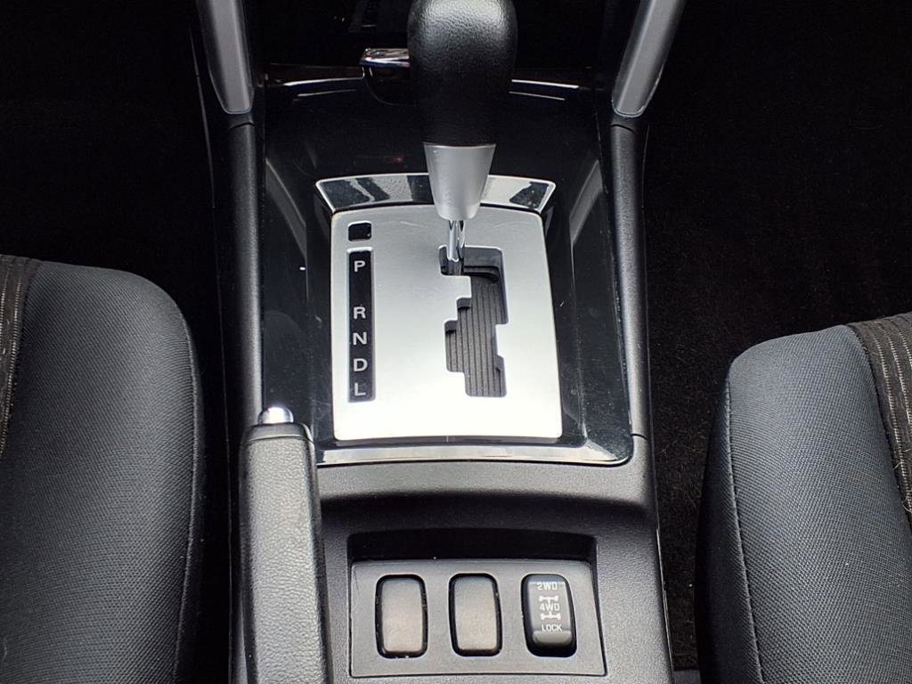 Used 2016 Mitsubishi Lancer ES image 7