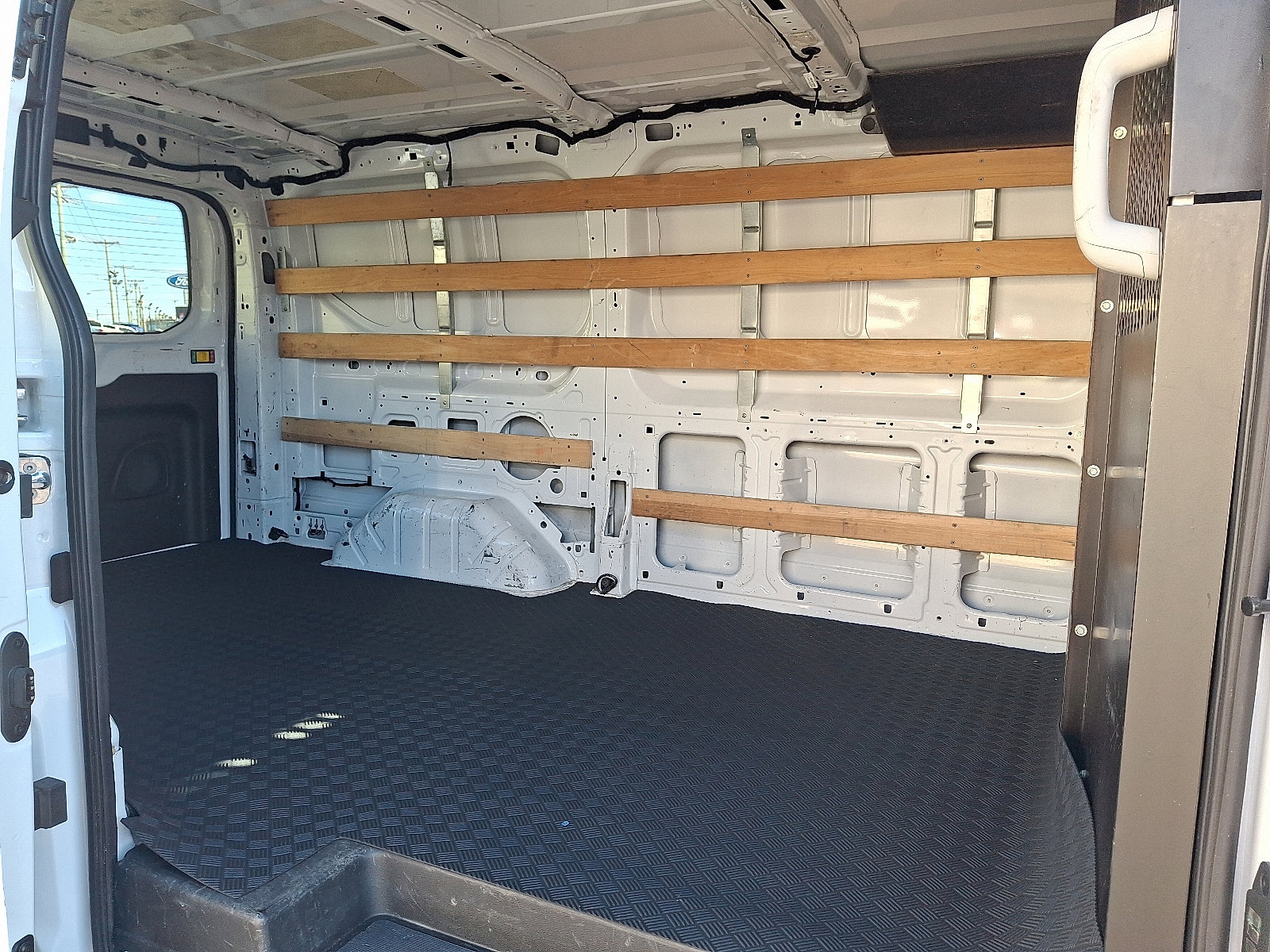 Certified 2024 Ford Transit 250 Low Roof w/ Exterior Upgrade Package image 10