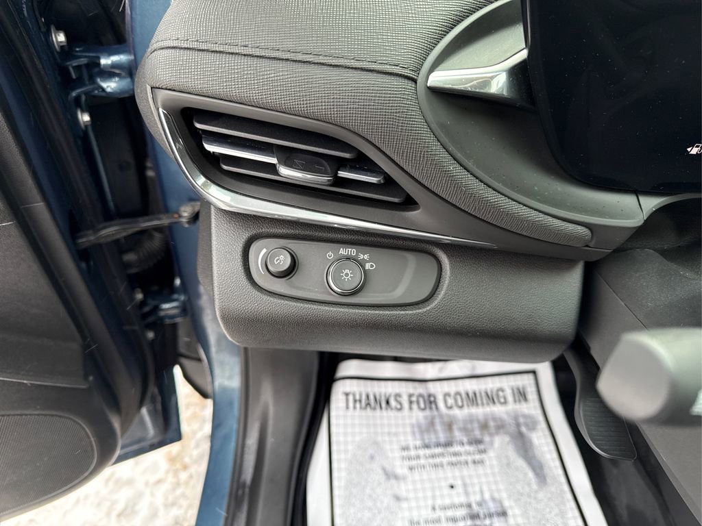 Used 2024 Buick Envista Preferred image 25