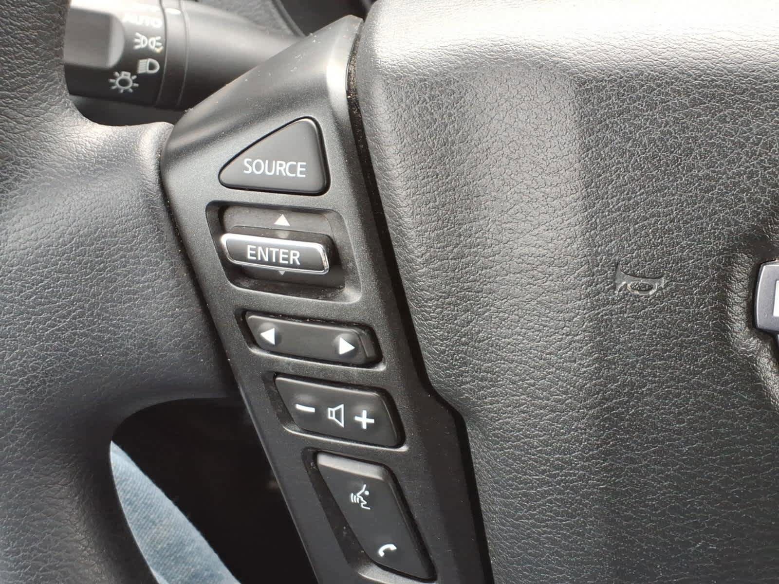 Certified 2024 Nissan Frontier S image 11