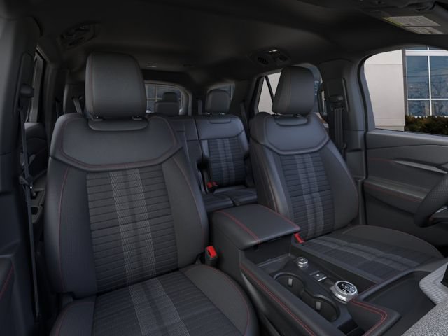 New 2026 Ford Explorer ST-Line w/ ST-Line Street Pack AWD/4WD image 10
