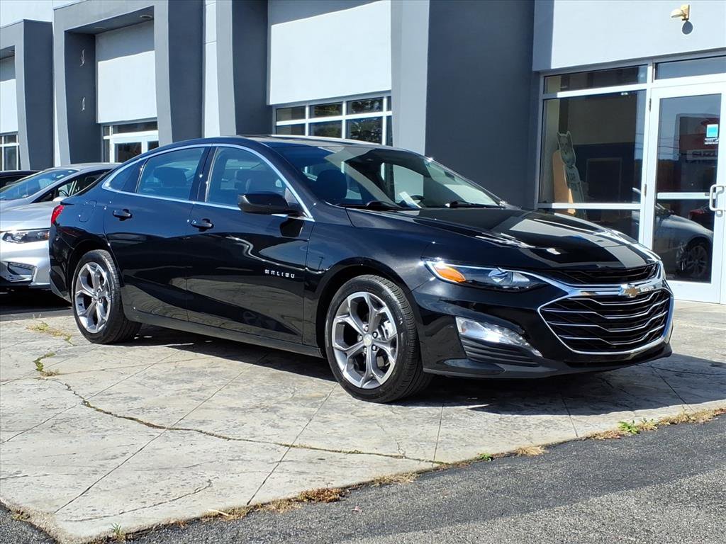 Used 2024 Chevrolet Malibu LT image 1