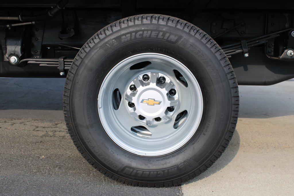 Used 2026 Chevrolet Silverado 3500 W/T w/ WT Convenience Package AWD/4WD image 36
