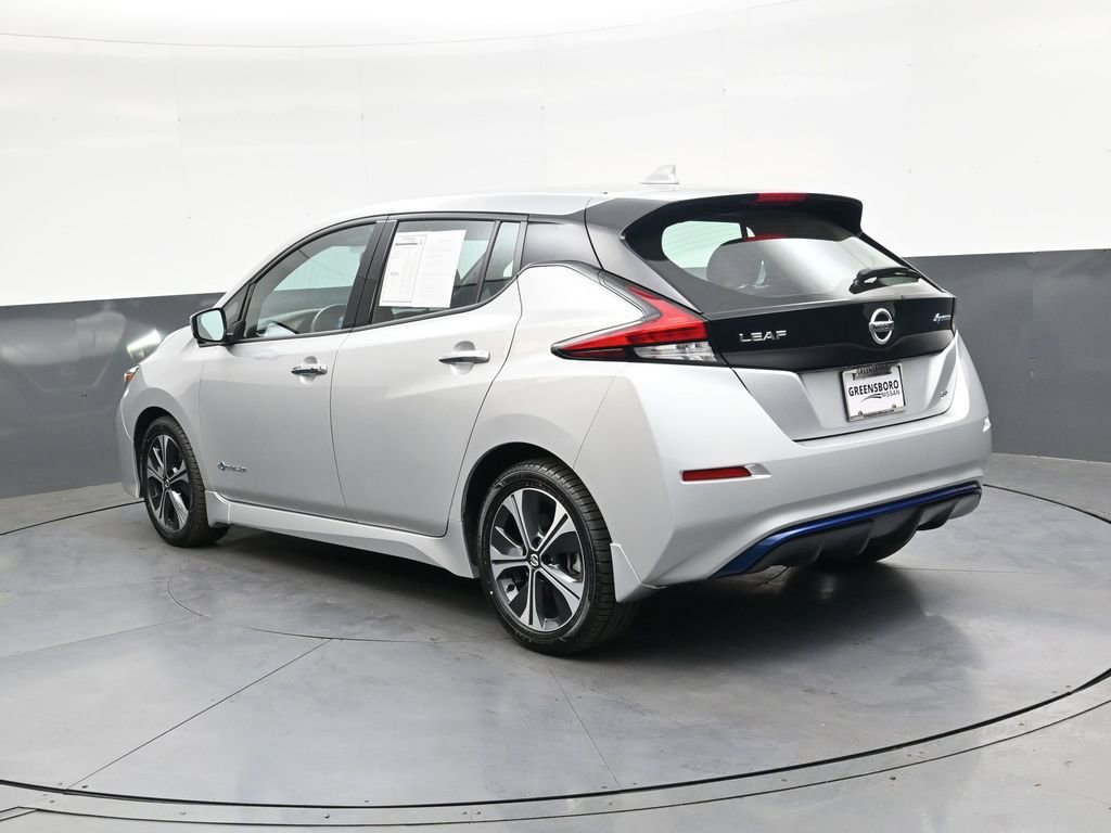Used 2018 Nissan Leaf SL w/ SL Technology Package FWD image 5